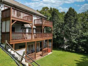 Spacious 4BR Just 7 Min to DwTn Gatlinburg! FREE Attraction Tickets